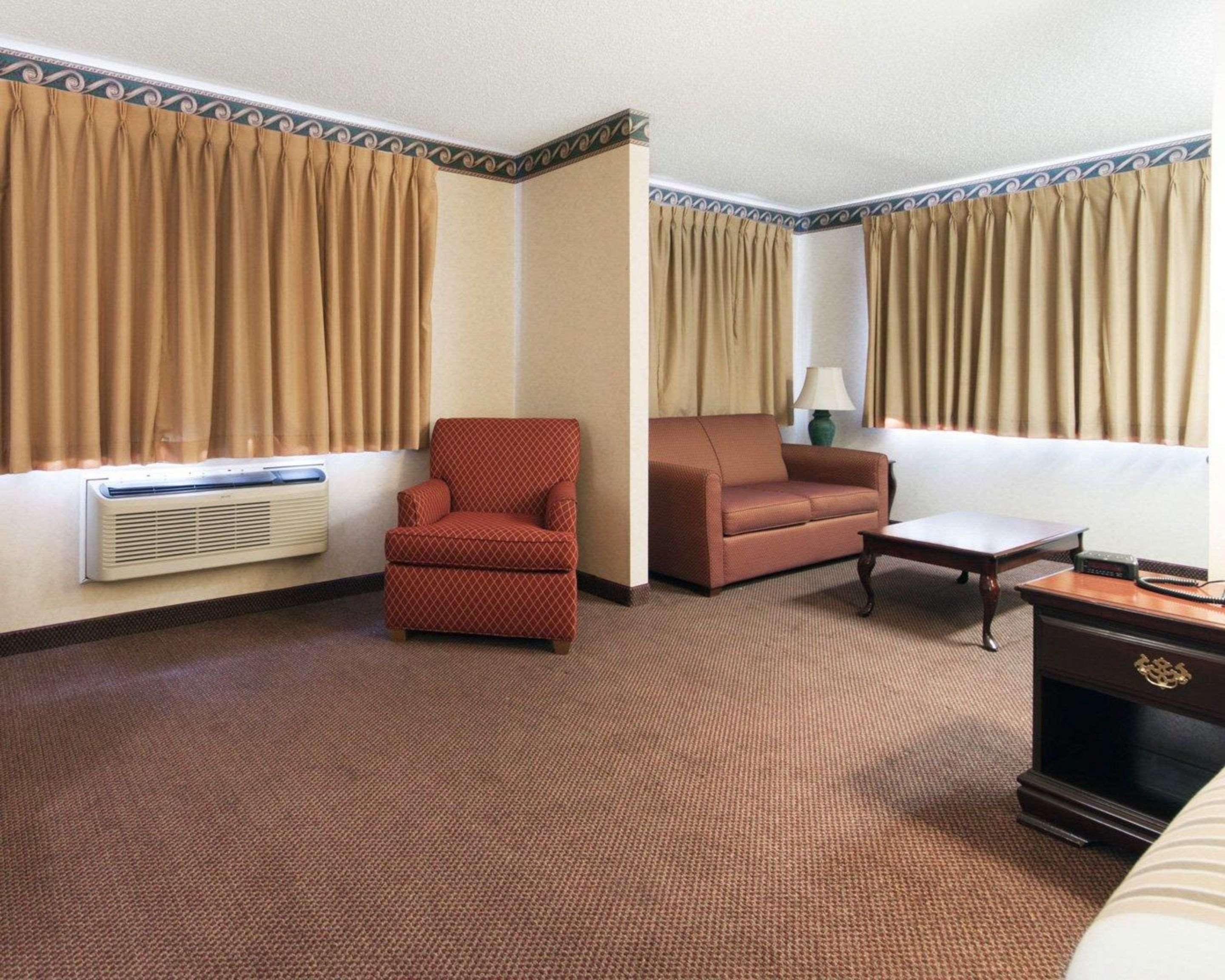 Econo Lodge Inn & Suites El Paso Bagian luar foto