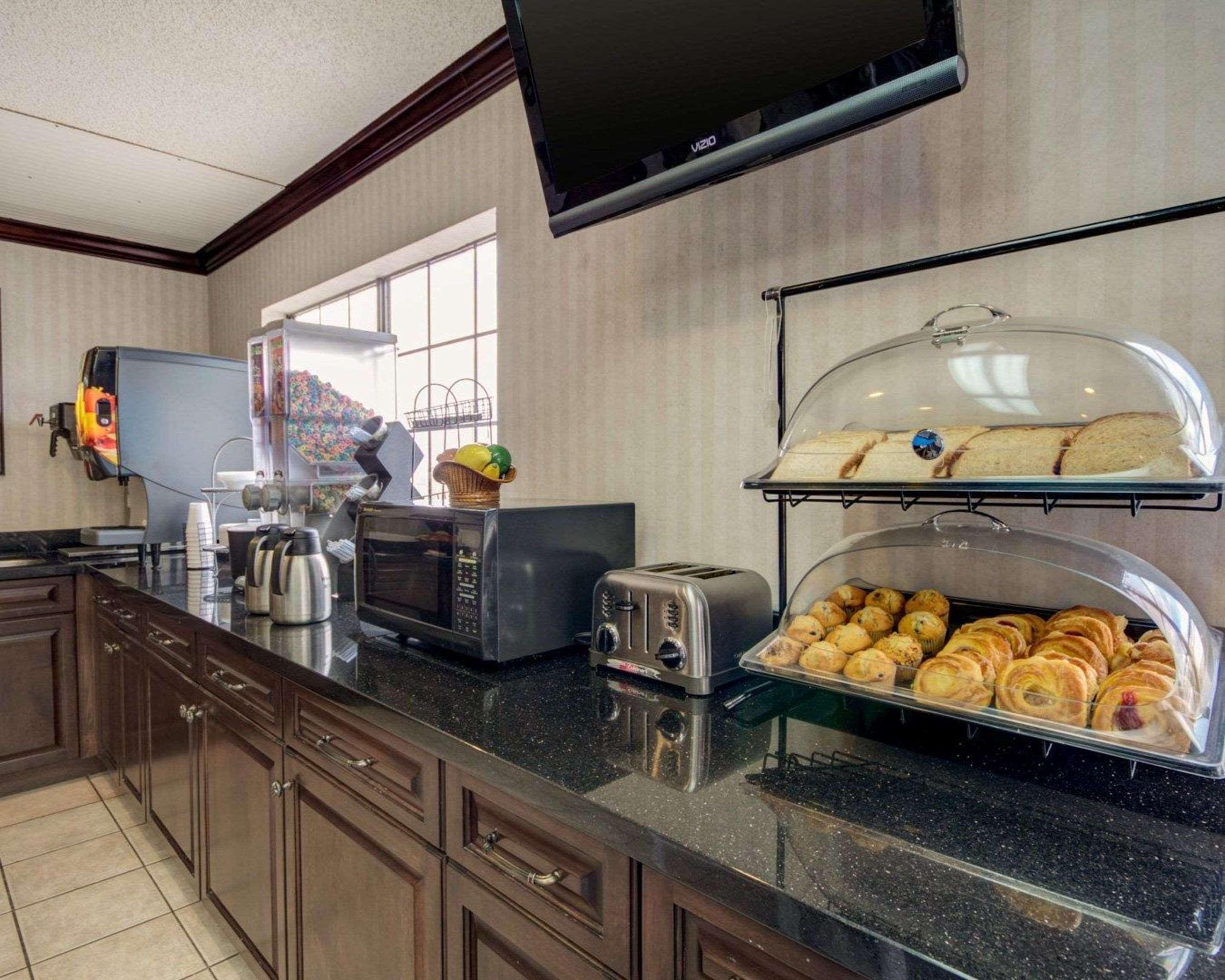 Econo Lodge Inn & Suites El Paso Bagian luar foto