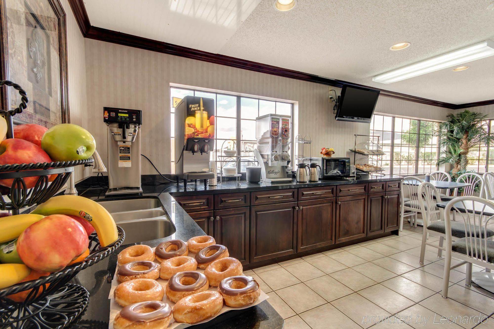 Econo Lodge Inn & Suites El Paso Bagian luar foto