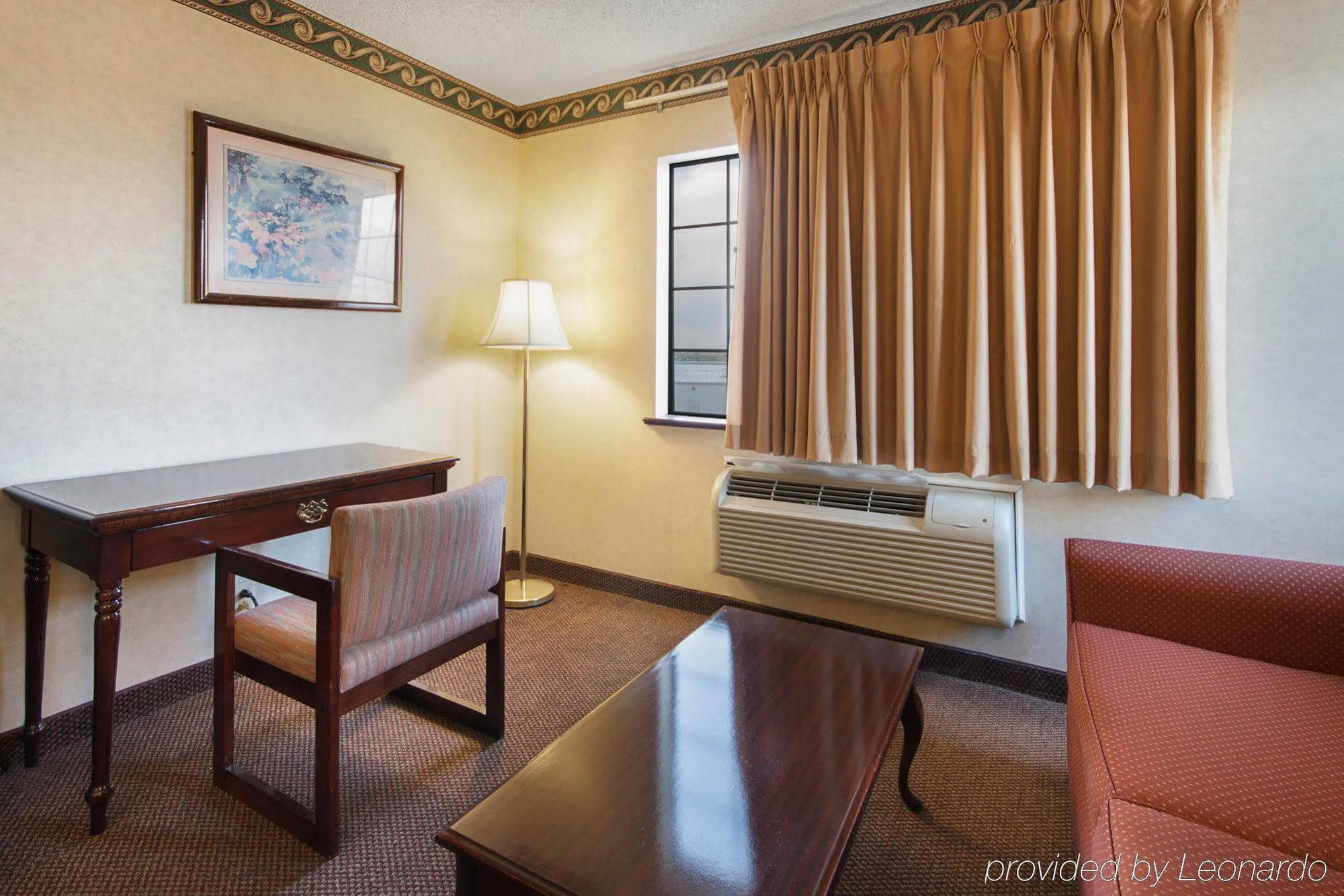 Econo Lodge Inn & Suites El Paso Bagian luar foto